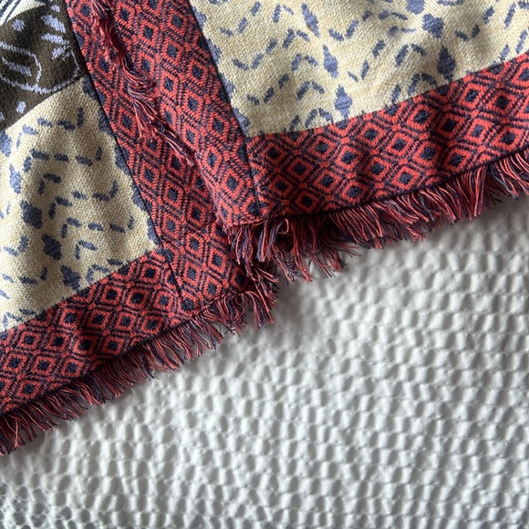 Tigerlily Pullover Sweater Boho - Picture 3 of 5